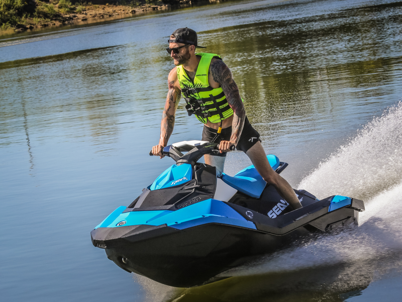 Illustration for article titled What It's Like To Pilot A Supercharged 300 HP Sea Doo With Brakes